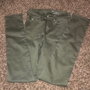 Olive Green Shaping Jeans